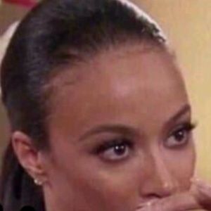 Meet your Posher, Jamesia